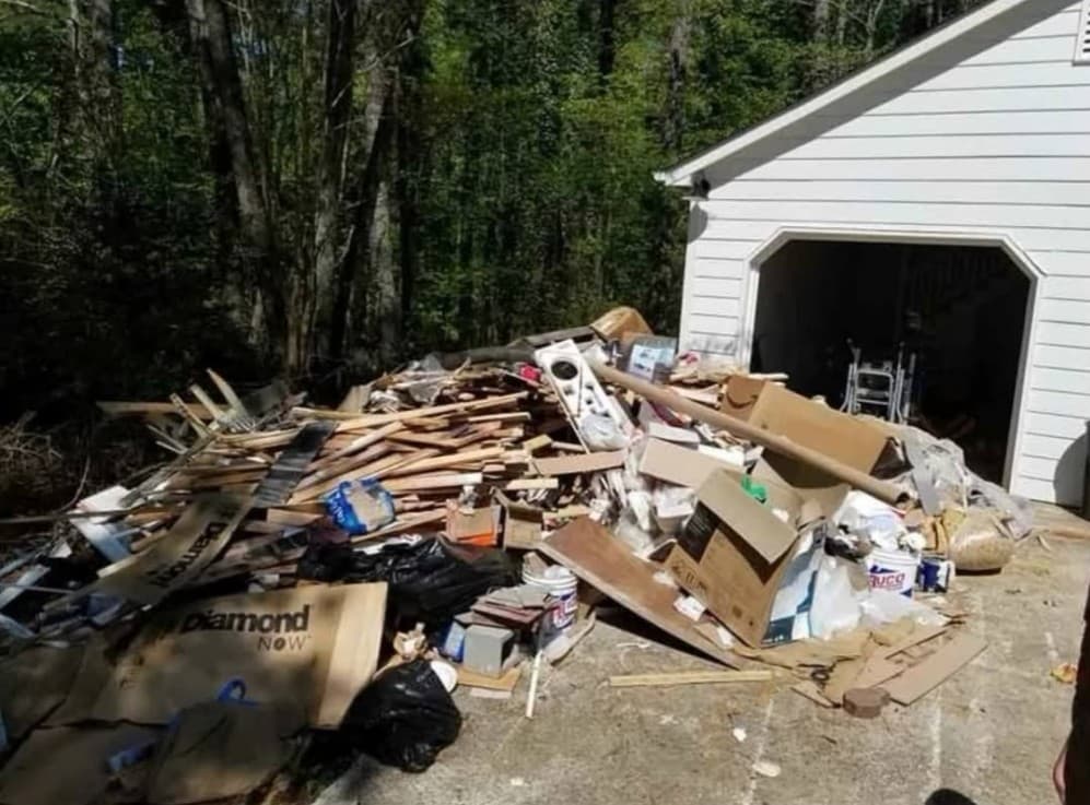 Yard Waste & Debris